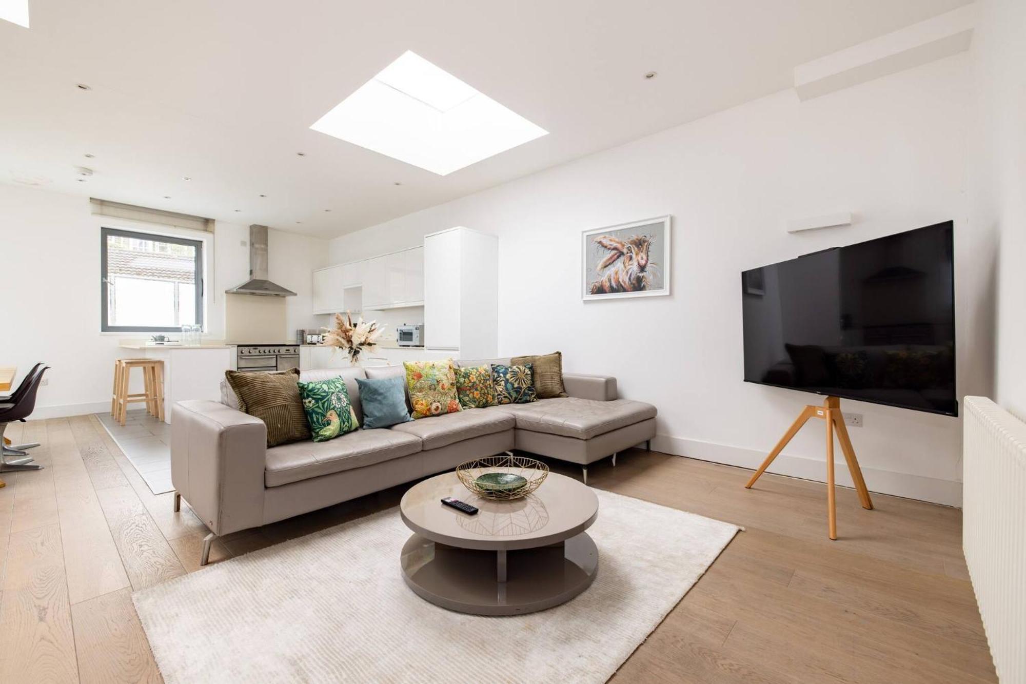 Wild Roses Serviced Apartments - Borough London Exterior photo