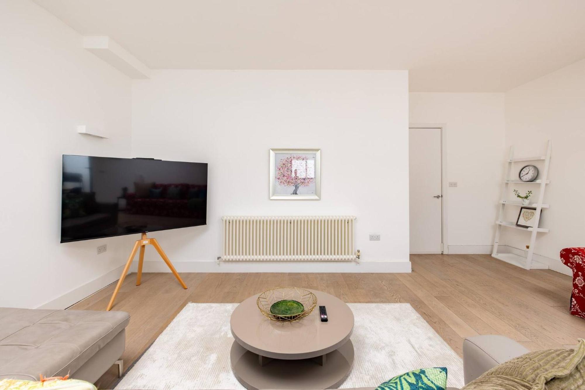 Wild Roses Serviced Apartments - Borough London Exterior photo
